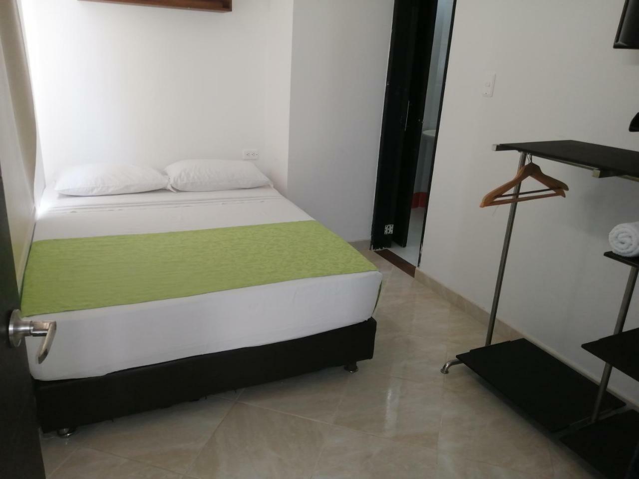 Hotel Oasis De La Tatacoa Вилявеха Екстериор снимка