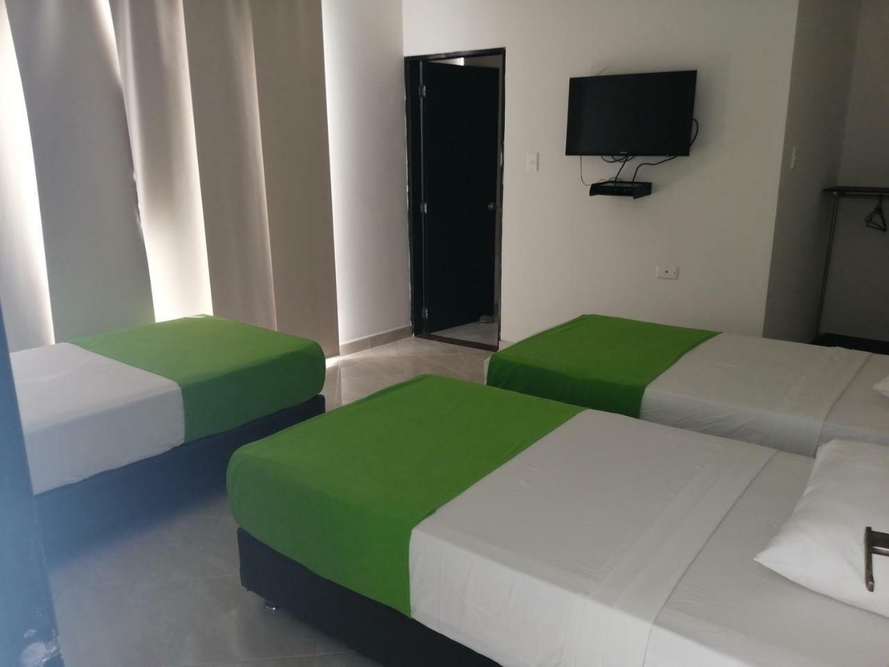 Hotel Oasis De La Tatacoa Вилявеха Екстериор снимка