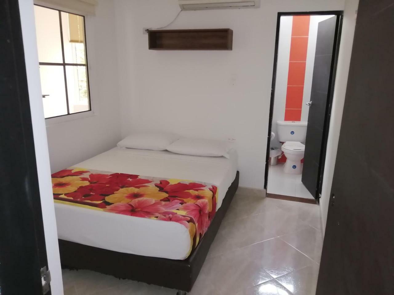 Hotel Oasis De La Tatacoa Вилявеха Екстериор снимка